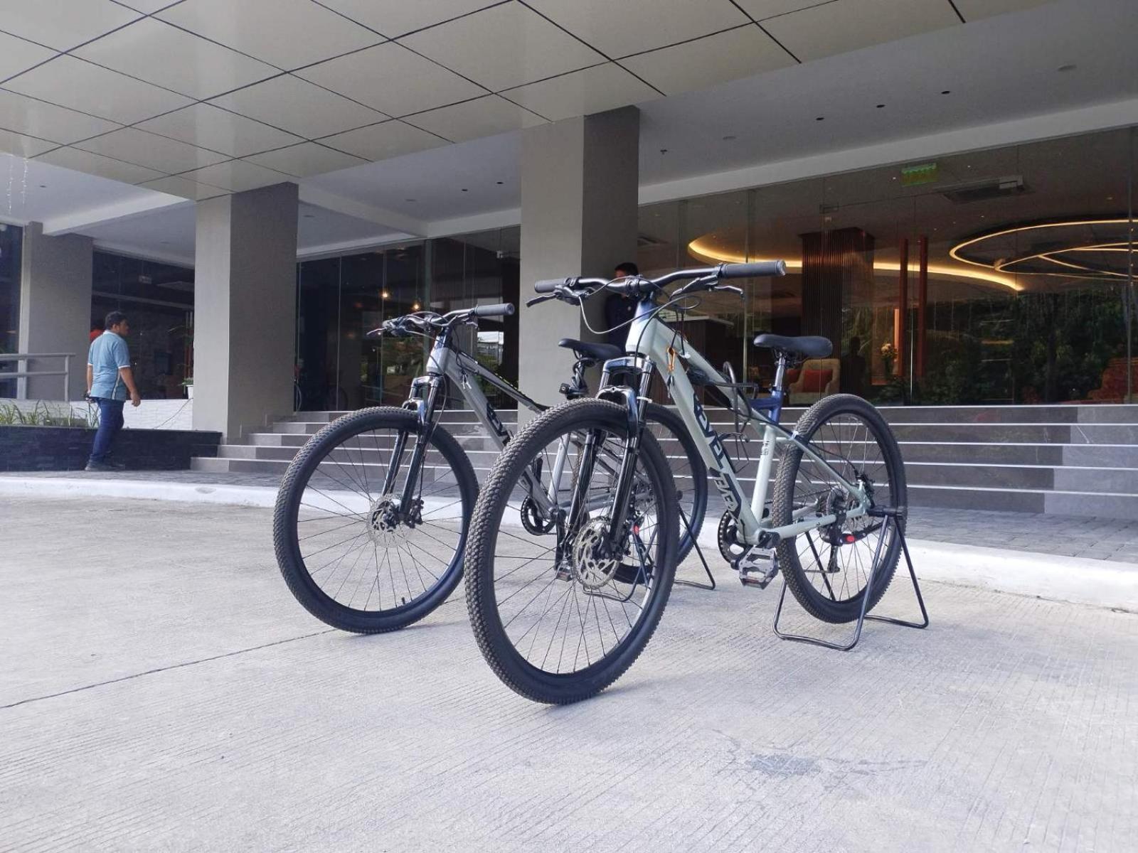 Hayat Sky Towers Cebu Exterior foto