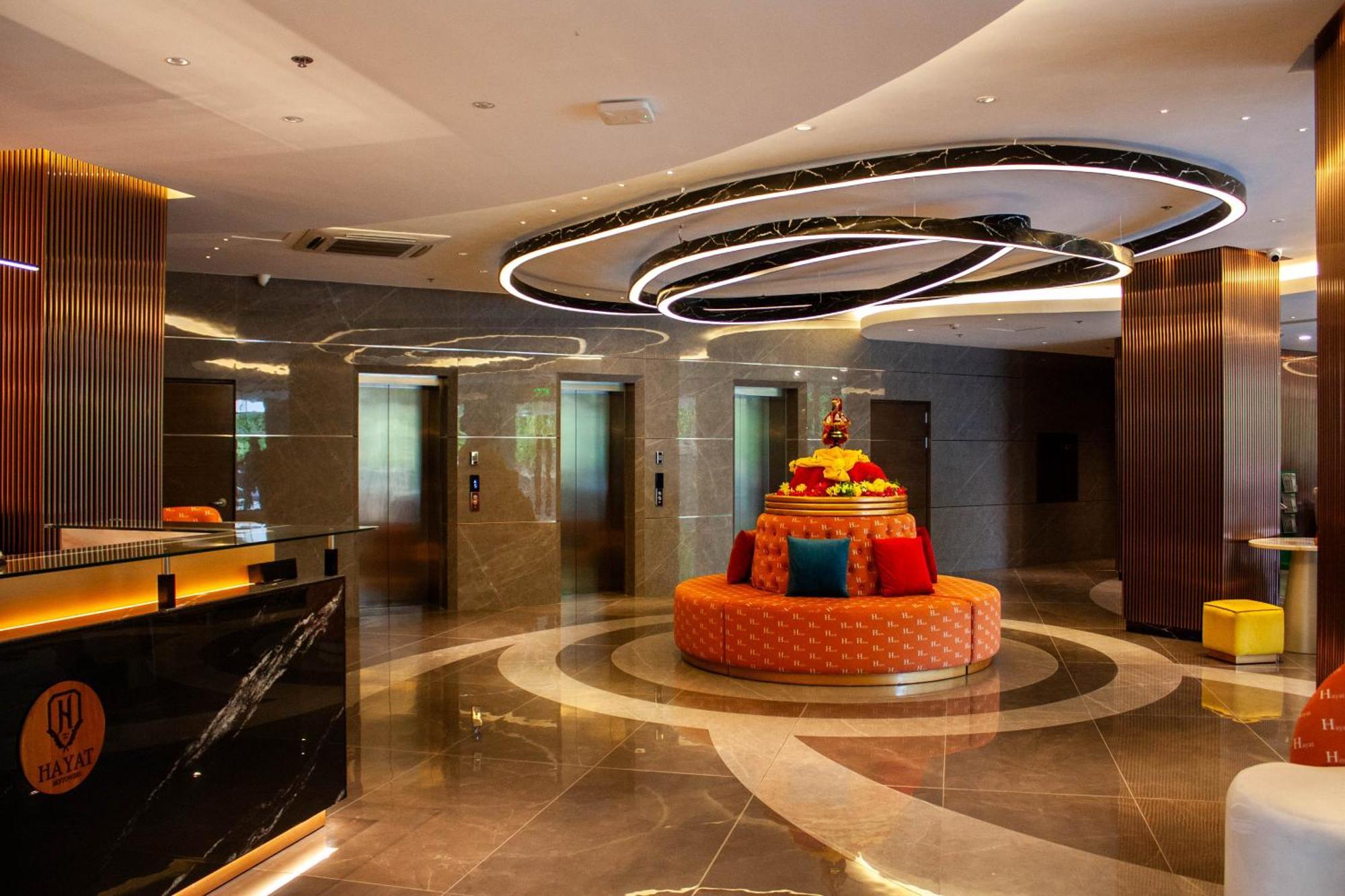 Hayat Sky Towers Cebu Exterior foto