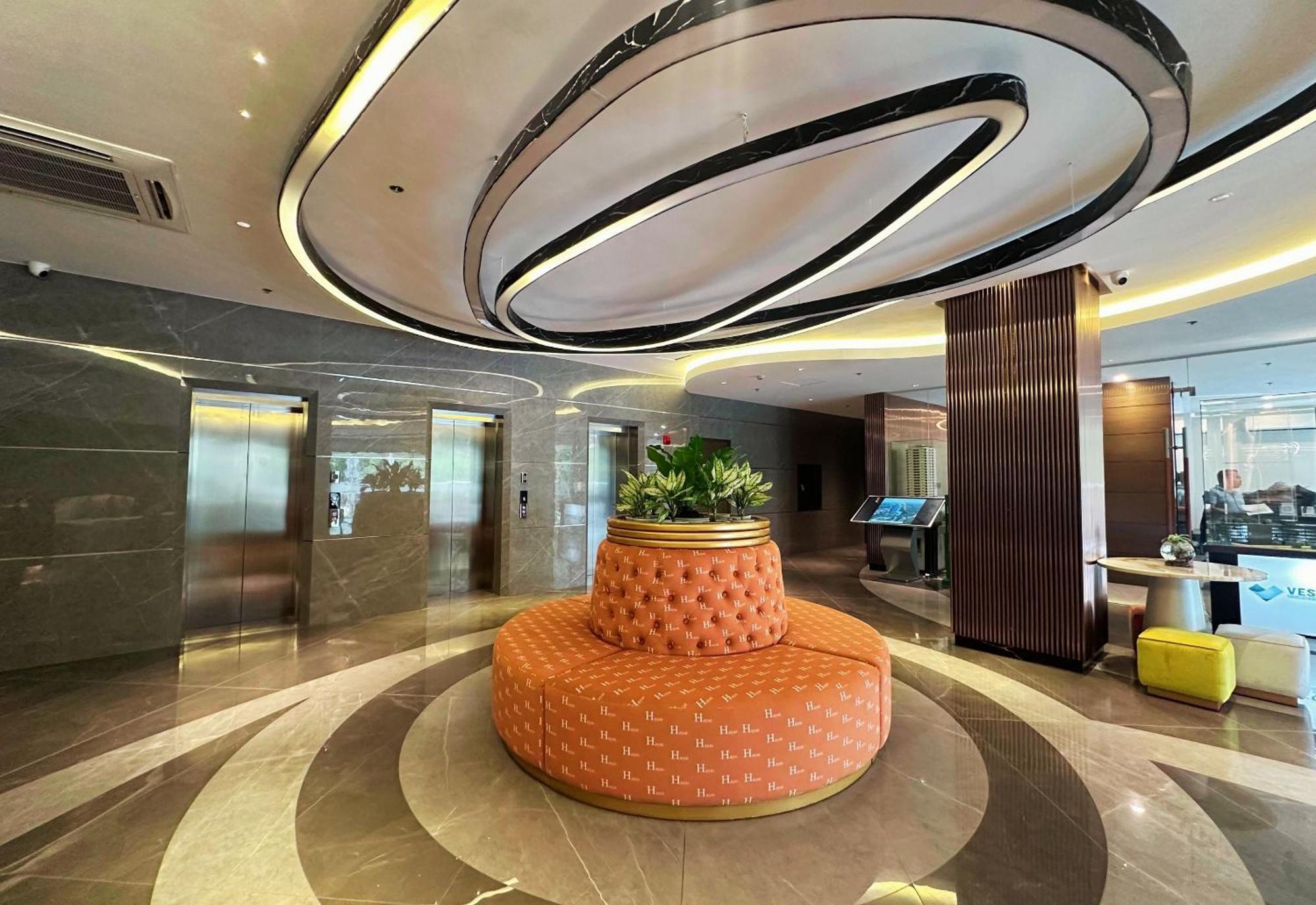 Hayat Sky Towers Cebu Exterior foto